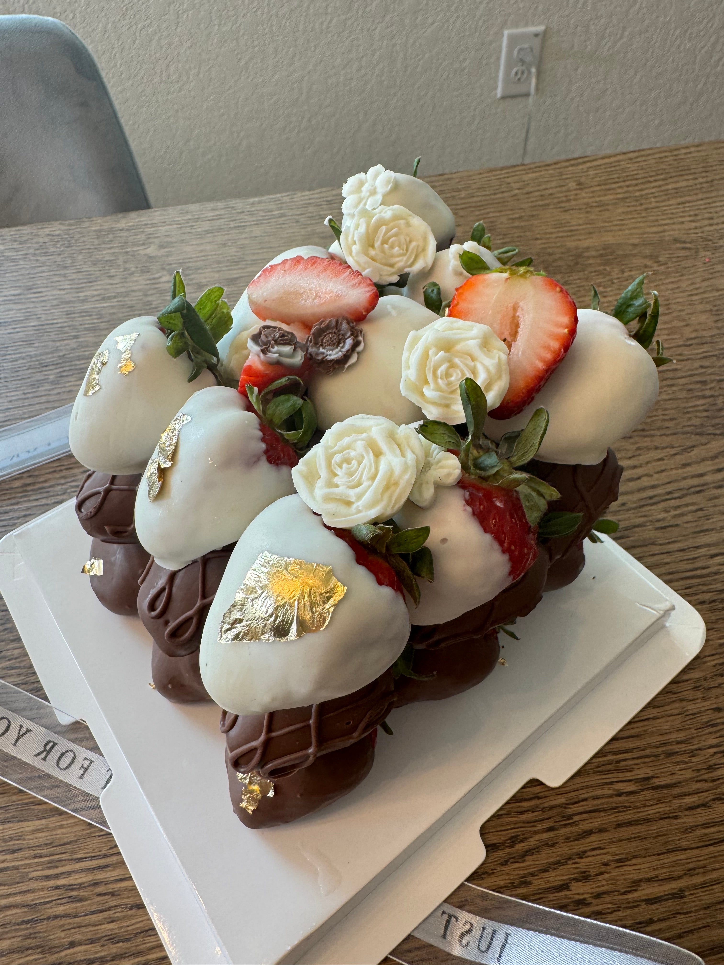 Strawberry Luxury Cake